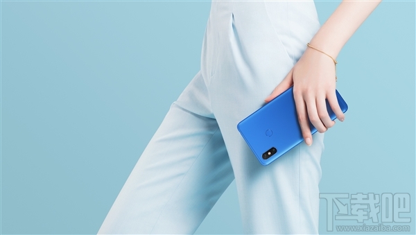 小米Max3正式发布:6.9寸巨屏+5500mAh电池