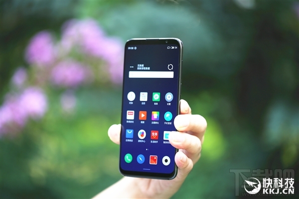 魅族16开箱图赏:3D四曲面玻璃机身