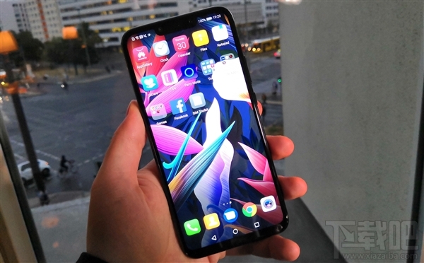 华为Mate20Lite正式发布:麒麟710