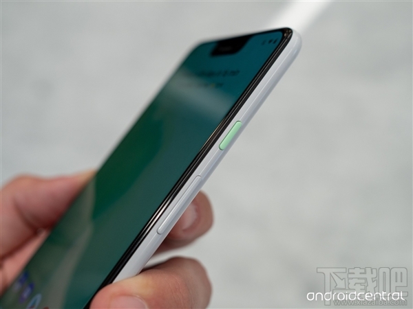 谷歌Pixel3XL发布:刘海屏设计