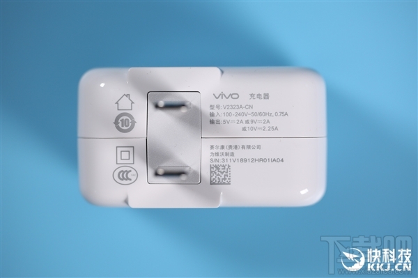 vivoZ3星夜黑开箱图赏：1598元