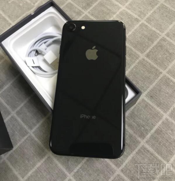 iphonese2和iphone8哪款好?iphone8和iphonese2参数对比介绍