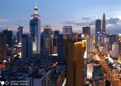 小米max3和小米8区别对比,哪个好?