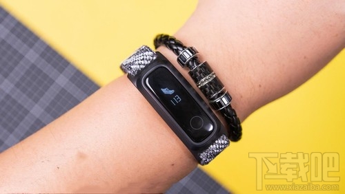 荣耀手环5篮球版值得买吗?荣耀手环5篮球版详细评测