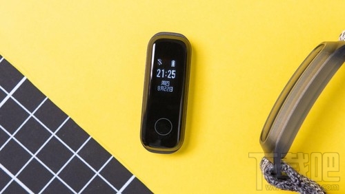 荣耀手环5篮球版值得买吗?荣耀手环5篮球版详细评测